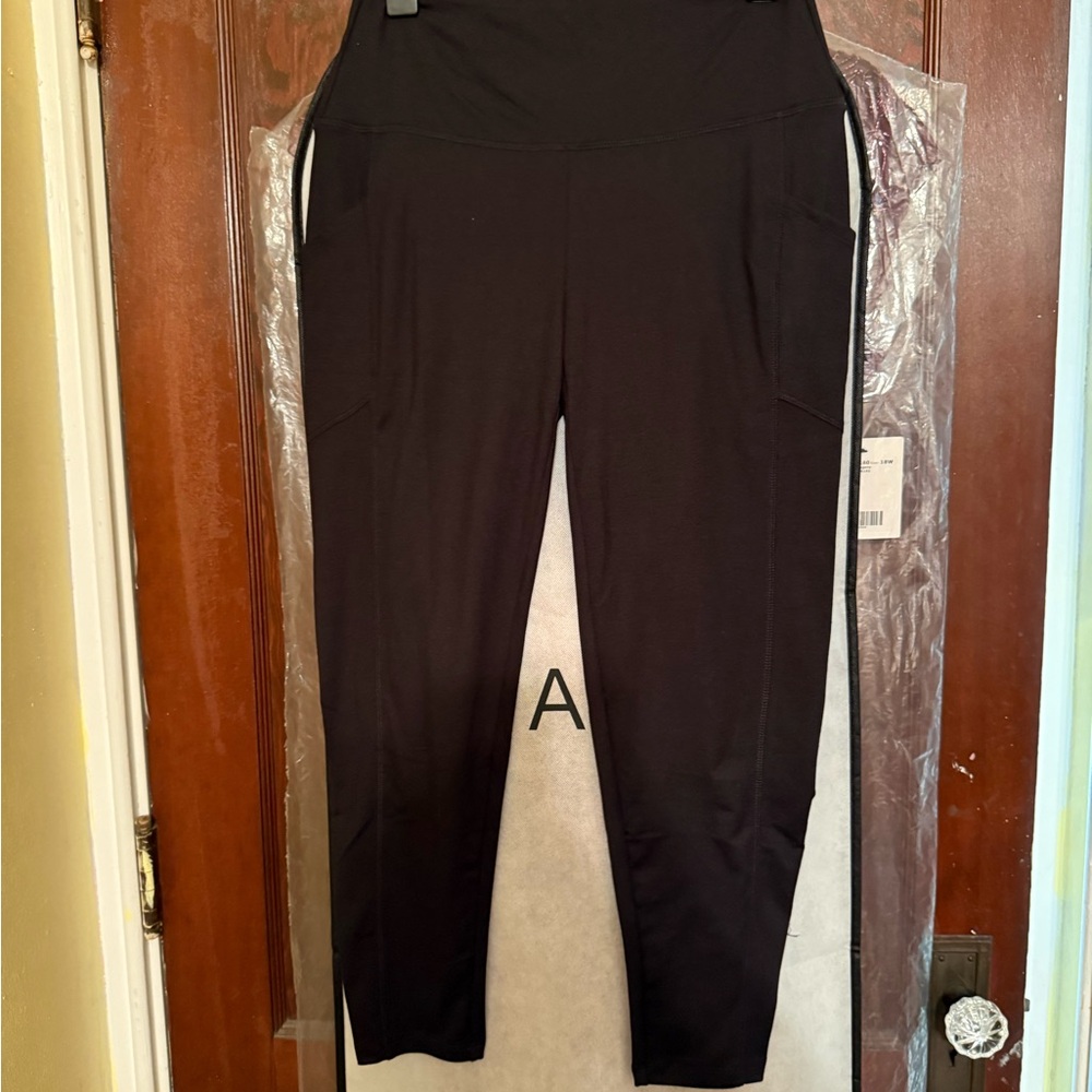 Zenana Outfitters Black High-Waisted Leggings